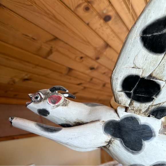 Balinese Carved Flying Cow Wood Spirit Guardian - Picture 14 of 16